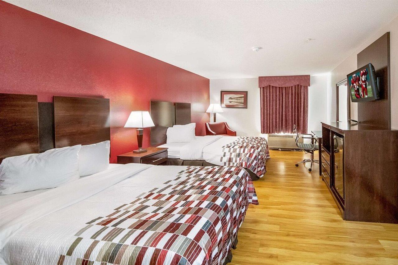 Hotel Clarion Pointe à Archdale Extérieur photo